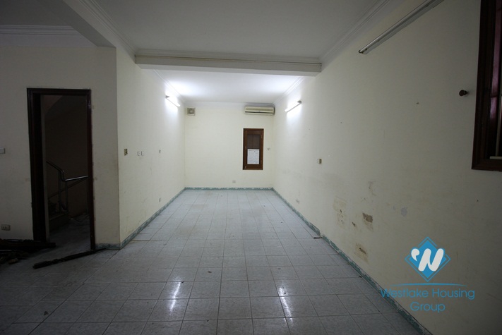 A large house for rent in Tay Ho, Ha Noi